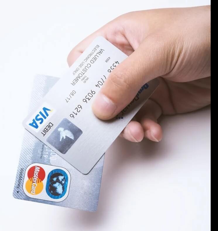 クレジットカードとデビットカード
